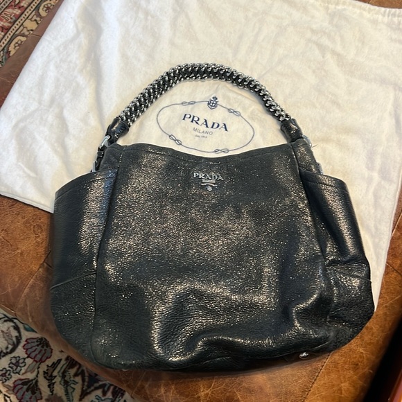 Authentic Prada Sacca Nero Lux shoulder bag with silver chain - Picture 1 of 13
